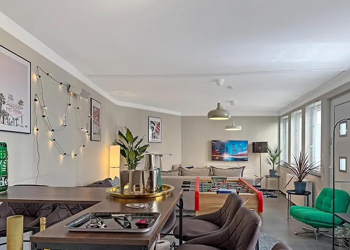 Semesterbostad Zentr Gruppen-duplex 13 Schlafplaetze, Ps5, Spiele & Terrasse Stuttgart