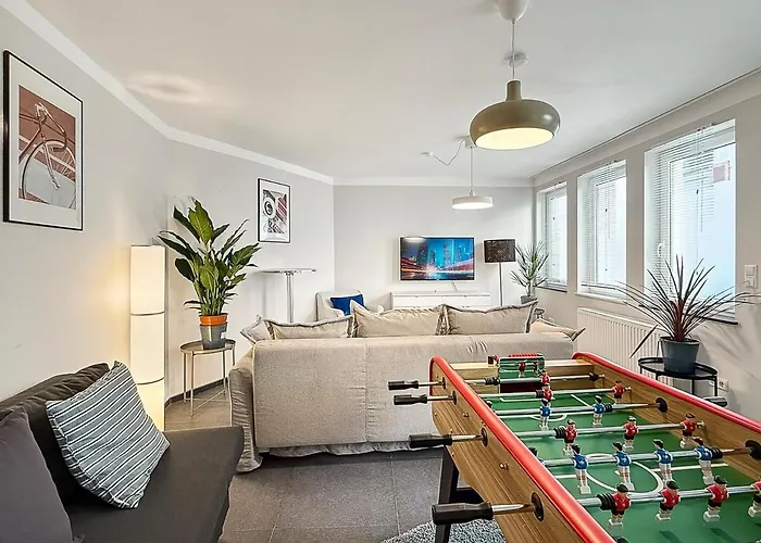 Zentr Gruppen-duplex 13 Schlafplaetze, Ps5, Spiele & Terrasse