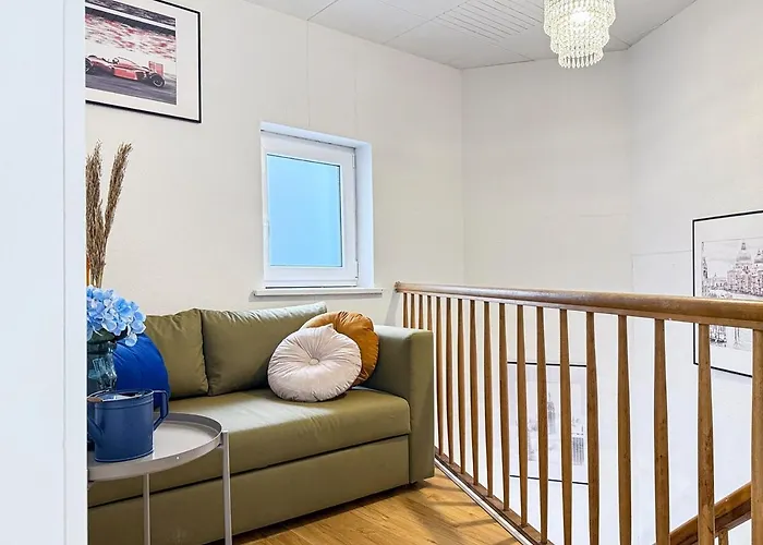 Semesterbostad Zentr Gruppen-duplex 13 Schlafplaetze, Ps5, Spiele & Terrasse Stuttgart