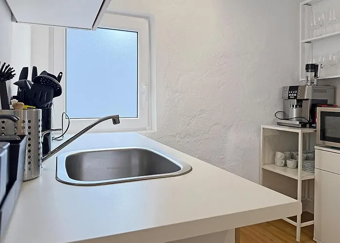 Zentr Gruppen-duplex 13 Schlafplaetze, Ps5, Spiele & Terrasse Semesterbostad