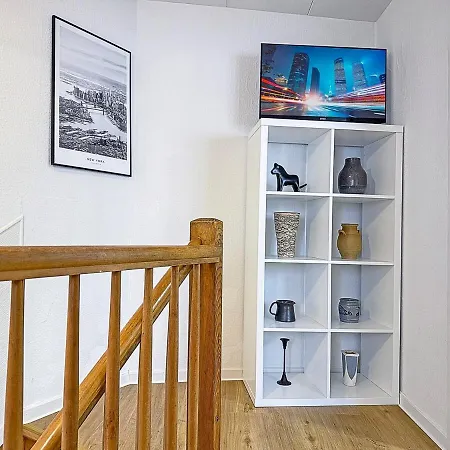 Zentr Gruppen-duplex 13 Schlafplaetze, Ps5, Spiele & Terrasse Holiday home Stuttgart